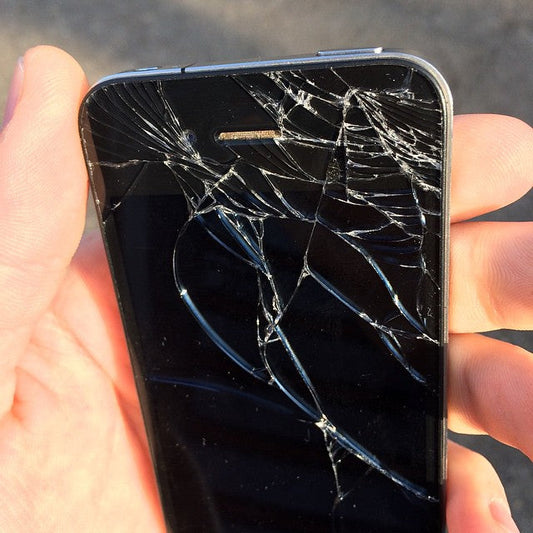 How to Fix iPhone Screen Lines After Damage – QuickTech NYC Guide